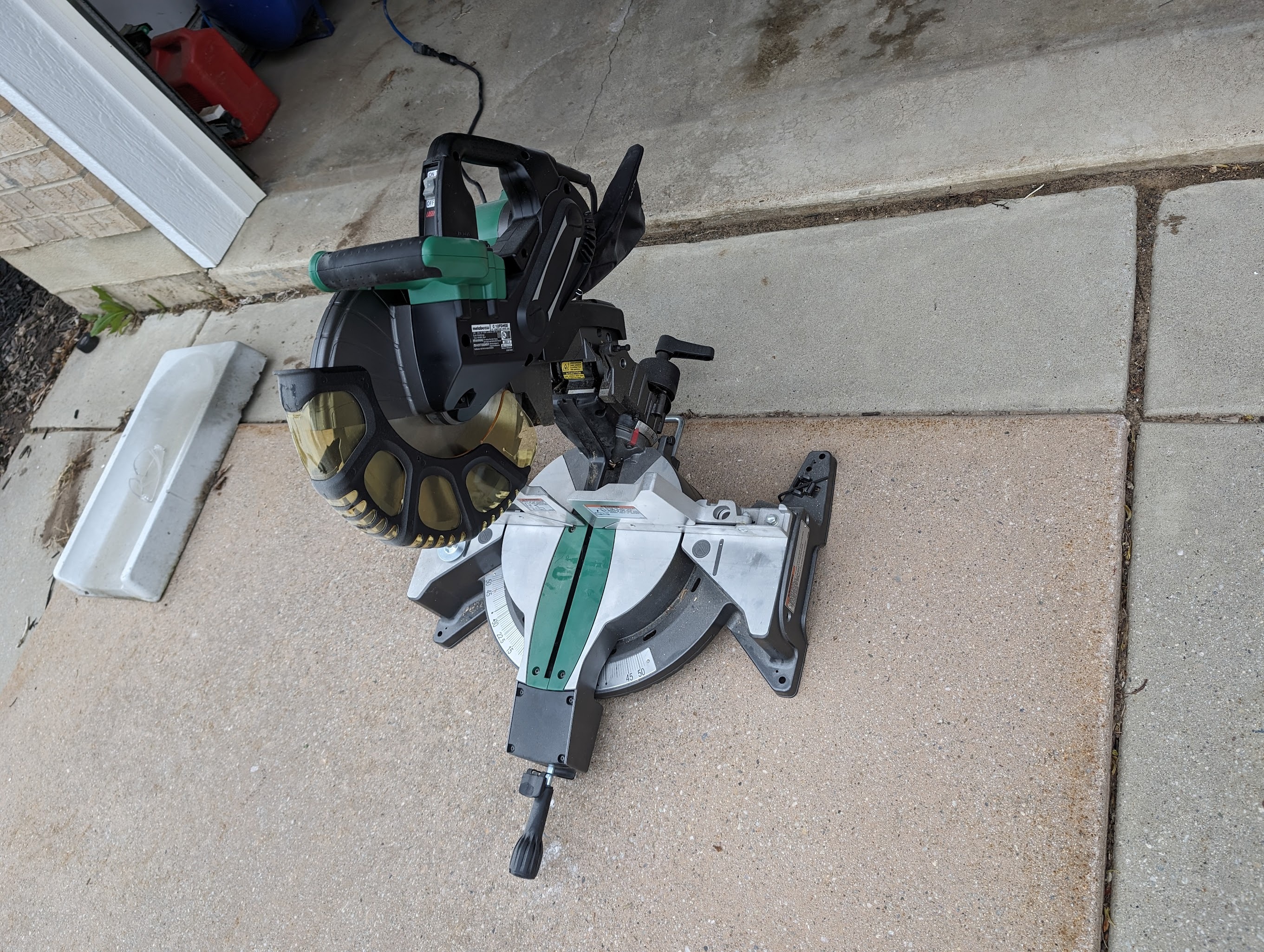 Cutting track with a miter saw